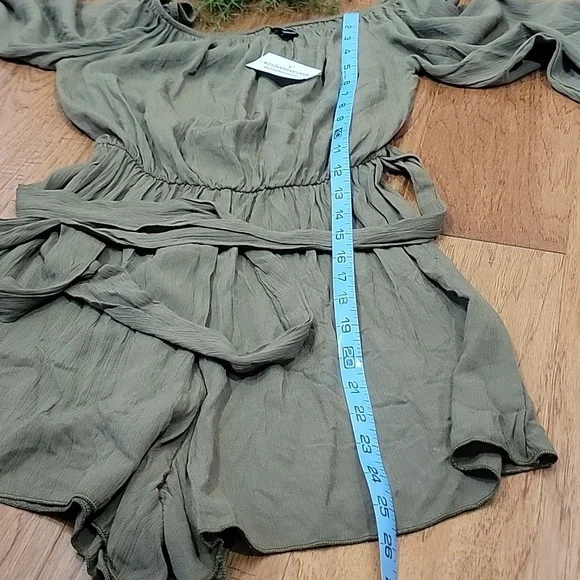 Windsor Olive Green Romper - Picture 9 of 12